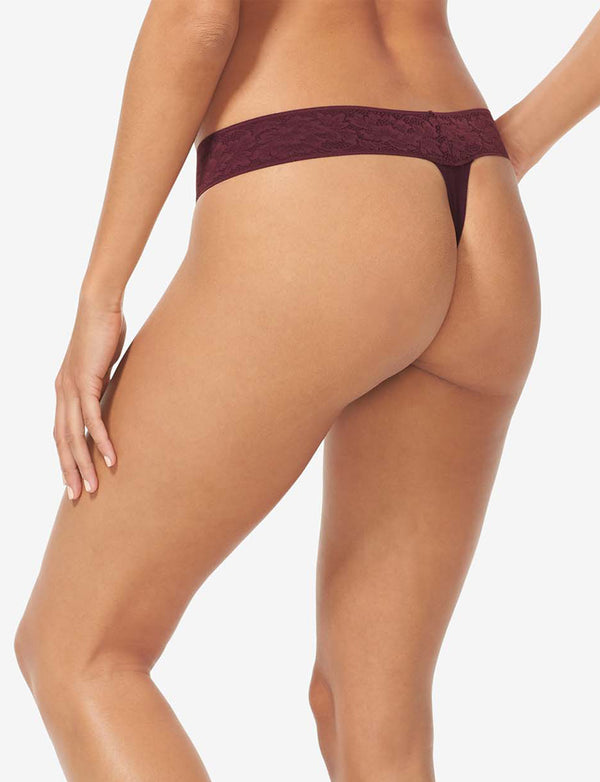 Tommy John Women's Second Skin Thong Underwear - 2 Pack - Breathable Quick  Dry Super Soft Micro Modal Panties (Haute Red/Black, X-Small) : :  Clothing, Shoes & Accessories